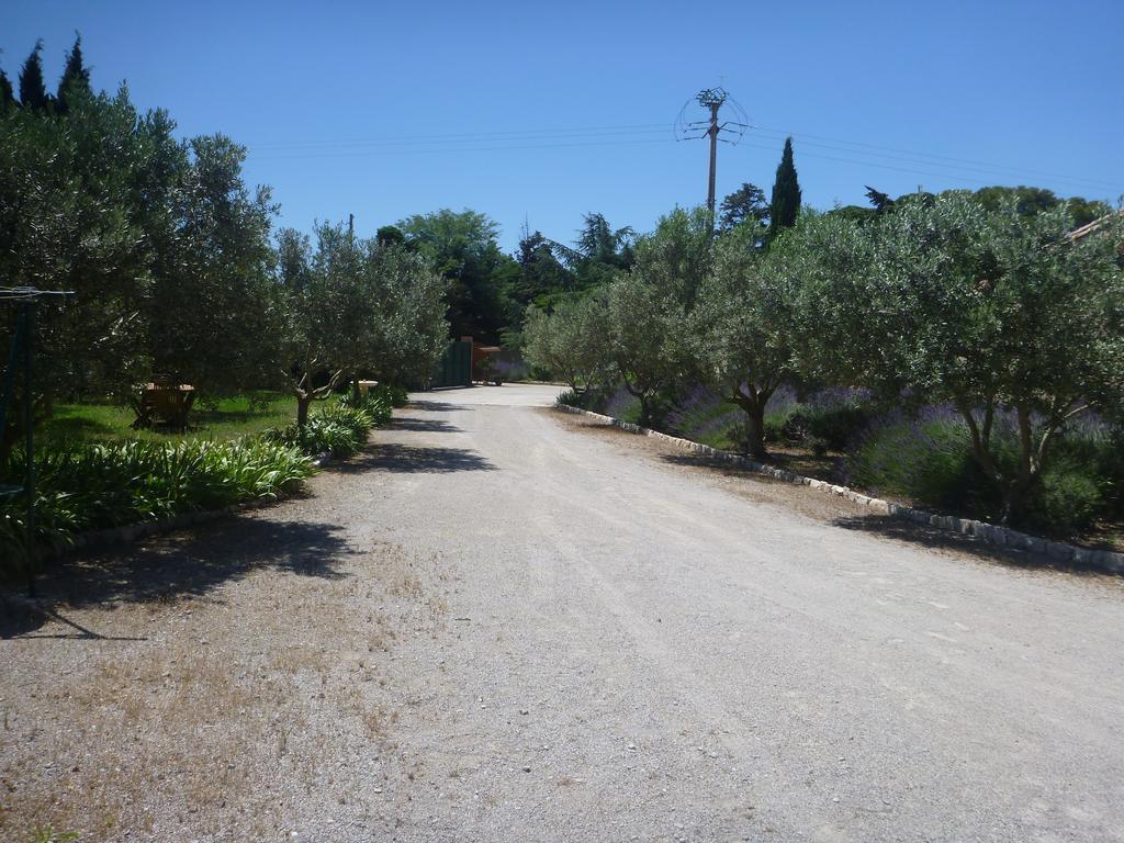 Le Mas De Gleyzes B&B De Charme Lédenon Dış mekan fotoğraf